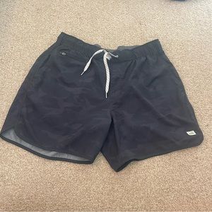 Men’s camo vuori shorts